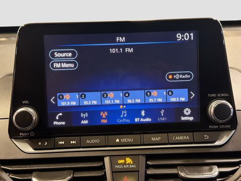 Used 2020 Nissan Altima 2.5 SL FWD image 21