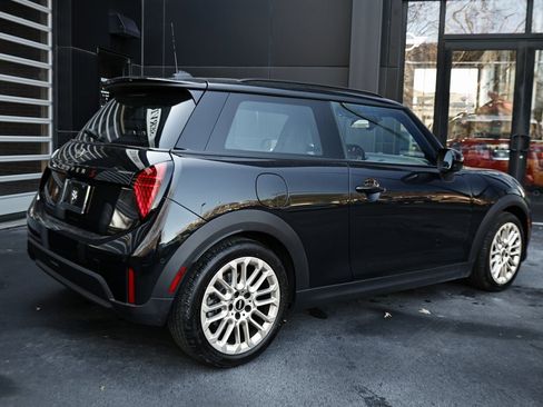 Used 2025 MINI Cooper S image 7