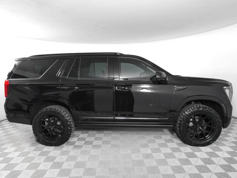 Used 2026 GMC Yukon Denali Ultimate AWD/4WD image 4