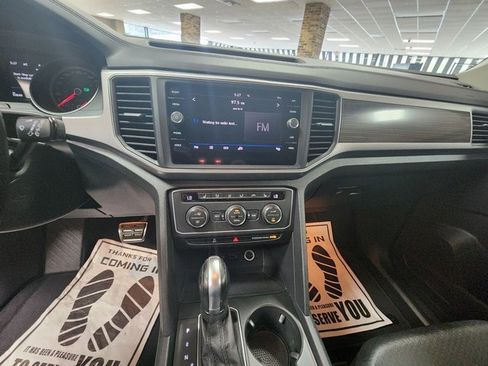 Used 2019 Volkswagen Atlas SE w/ Towing Package image 28