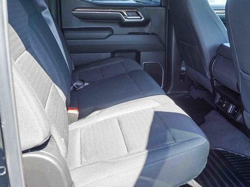 Used 2024 Chevrolet Silverado 1500 LT image 13