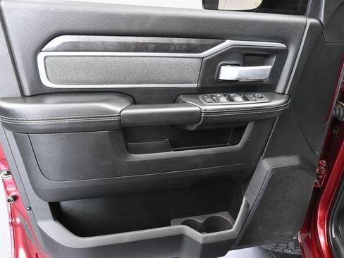 Used 2022 RAM 2500 Big Horn w/ Night Edition AWD/4WD image 28