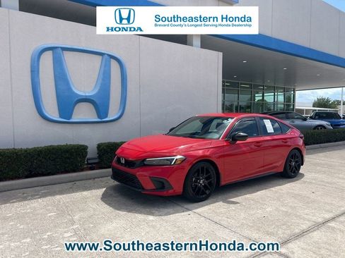 Used 2023 Honda Civic Sport image 1