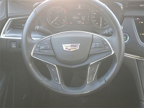 Certified 2023 Cadillac XT5 Luxury w/ LPO, Floor Liner Package image 29