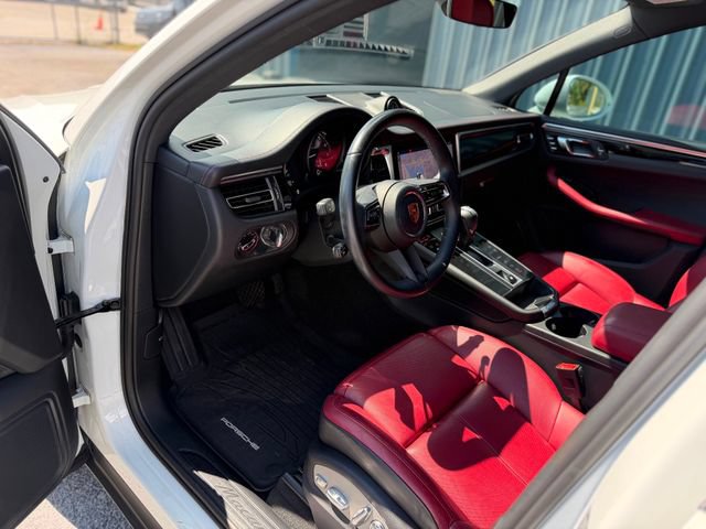 Used 2022 Porsche Macan AWD/4WD image 90
