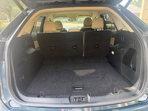 Used 2019 Ford Edge SEL w/ Equipment Group 201A FWD image 18