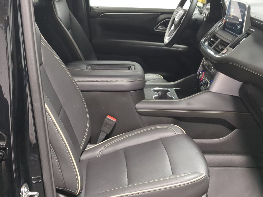 Used 2024 GMC Yukon XL SLT w/ SLT Premium Package AWD/4WD image 27