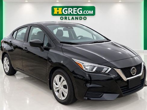 Used 2022 Nissan Versa S FWD image 4