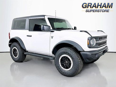 Used 2025 Ford Bronco 2-Door w/ Sasquatch Package image 1