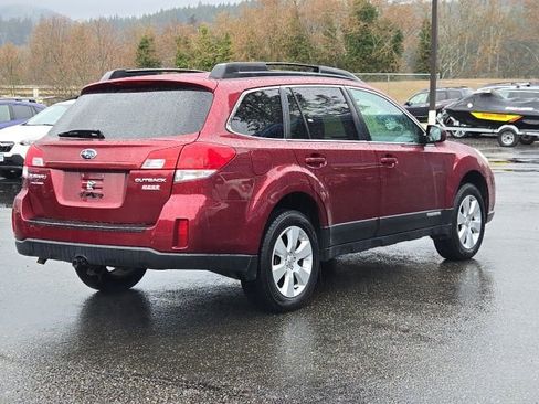 Used 2011 Subaru Outback 2.5i Premium w/ All-Weather Pkg image 8