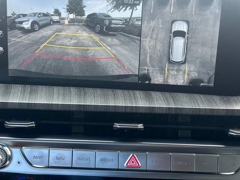 Used 2025 Kia Telluride SX FWD image 32