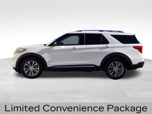 Certified 2023 Ford Explorer Limited w/ Equipment Group 301A image 7