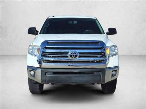 Used 2016 Toyota Tundra SR5 image 2