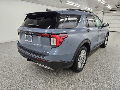 New 2026 Ford Explorer Active w/ Active Comfort Package AWD/4WD image 4