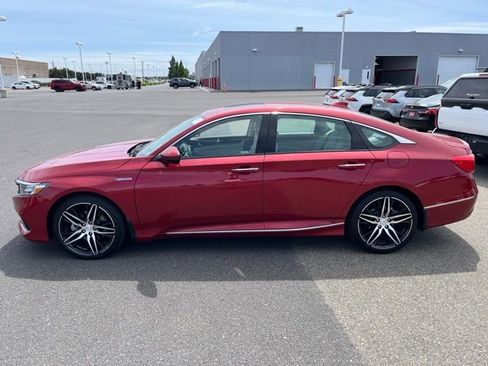 Used 2022 Honda Accord Touring image 8