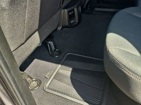 Used 2022 RAM 3500 Tradesman AWD/4WD image 26