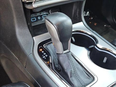 Used 2020 Jeep Grand Cherokee High Altitude AWD/4WD image 18