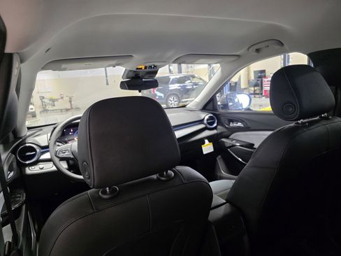 New 2026 Chevrolet Trax LT image 15