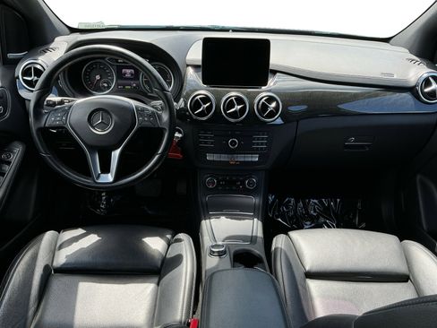 Used 2017 Mercedes-Benz B 250e image 10