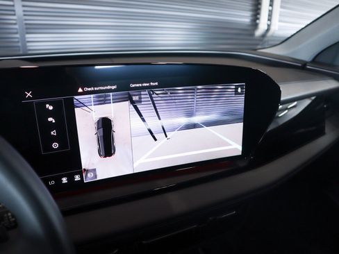 Certified 2025 Audi Q6 e-tron Premium Plus w/ Premium Plus AWD/4WD image 25