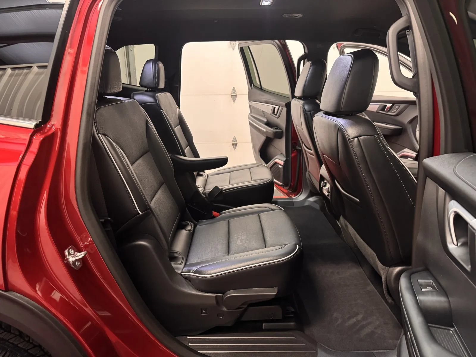 Used 2026 Buick Enclave Preferred w/ Power Package FWD image 42