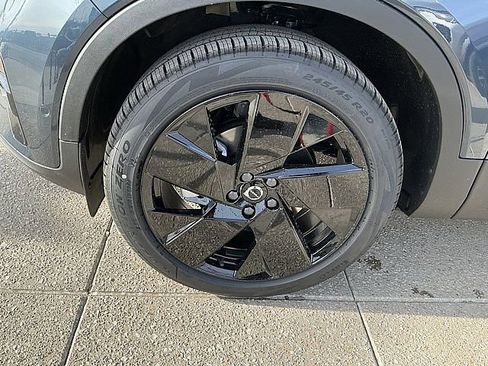 New 2026 Volvo XC40 B5 Ultra w/ Climate Package image 12