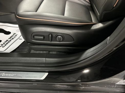 New 2026 Buick Envista Avenir FWD image 11