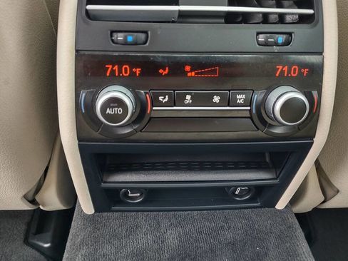 Used 2014 BMW 740Li image 39