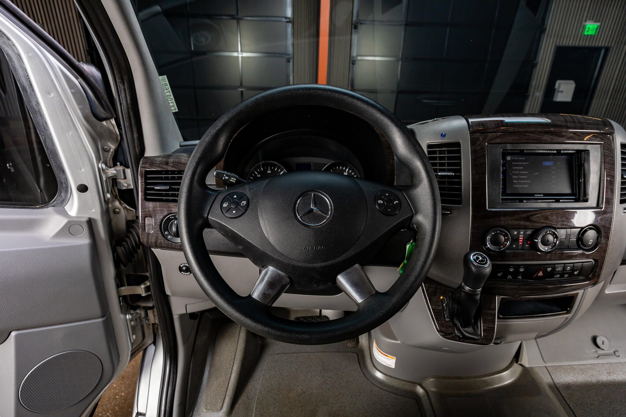 Used 2015 Mercedes-Benz Sprinter 3500 image 15