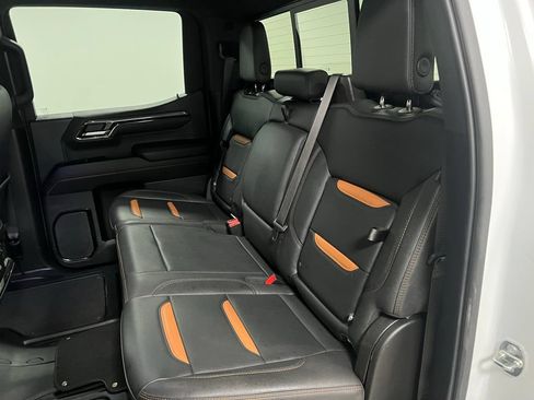 Used 2023 GMC Sierra 1500 AT4 w/ Technology Package AWD/4WD image 51