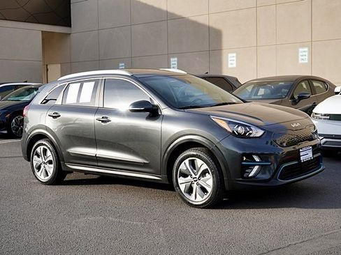 Used 2022 Kia Niro EX Premium image 6
