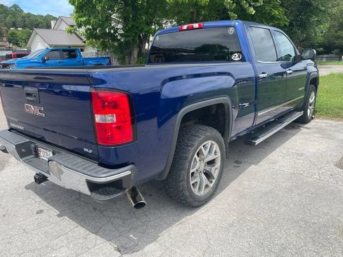 Used 2014 GMC Sierra 1500 SLT w/ Suspension Package, Off-Road AWD/4WD image 4