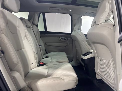 Used 2025 Volvo XC90 B5 Ultra AWD/4WD image 25