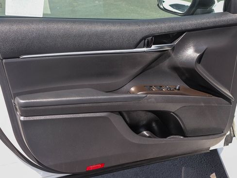 Used 2023 Toyota Camry LE FWD image 23