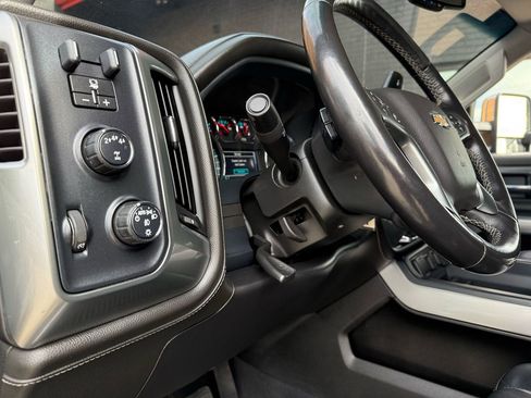 Used 2019 Chevrolet Silverado 2500 LTZ w/ Duramax Plus Package image 26