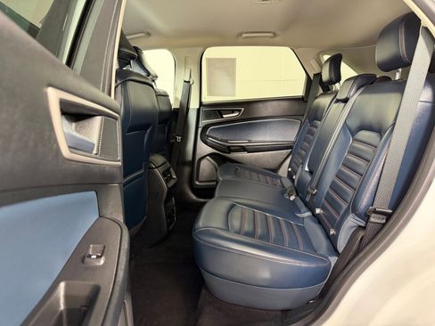 Used 2023 Ford Edge SEL w/ Sport Appearance Package AWD/4WD image 12