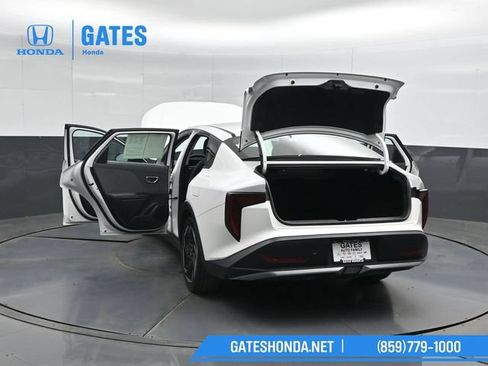 Used 2025 Kia K4 EX FWD image 57