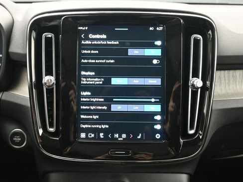 Used 2023 Volvo XC40 B5 Plus w/ Driver Assist Package image 18