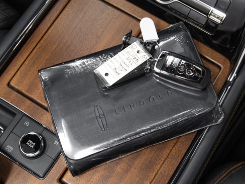 Used 2022 Lincoln Navigator Black Label image 68