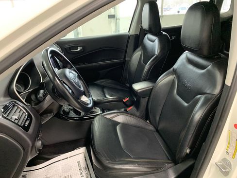 Used 2018 Jeep Compass Limited w/ Navigation Group image 16