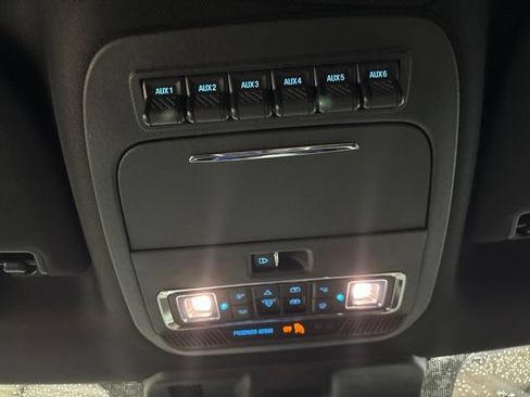 Used 2023 Ford F150 Raptor AWD/4WD image 30