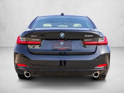 New 2026 BMW 330i xDrive Sedan w/ Convenience Package AWD/4WD image 6