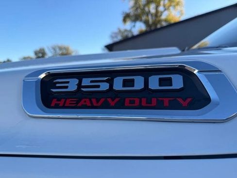 Used 2024 RAM 3500 Big Horn image 61