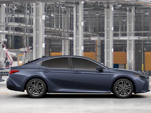 New 2026 Toyota Camry XLE AWD/4WD image 12