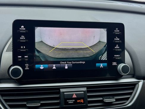 Used 2018 Honda Accord EX-L image 10