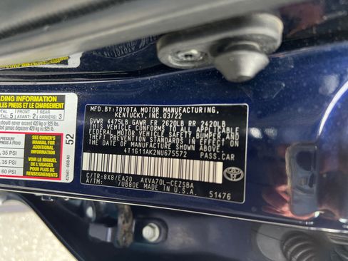 Used 2022 Toyota Camry SE FWD image 18