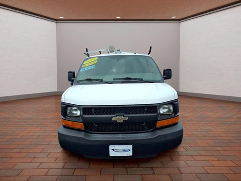 Used 2015 Chevrolet Express 2500 RWD image 3