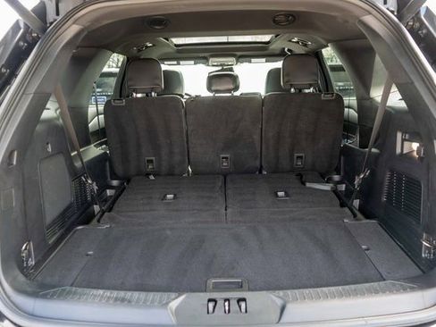 Used 2022 Ford Explorer ST-Line w/ Class IV Trailer Tow Package AWD/4WD image 10