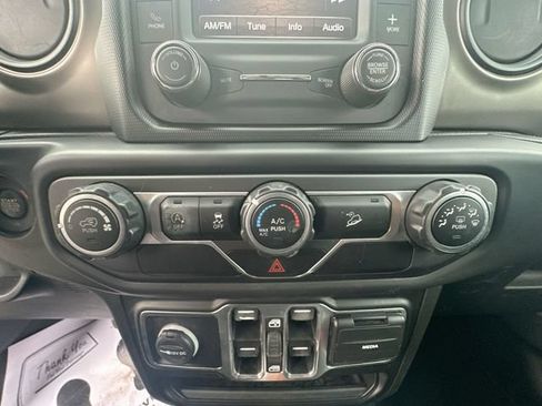 Used 2020 Jeep Wrangler Unlimited Sport S AWD/4WD image 20