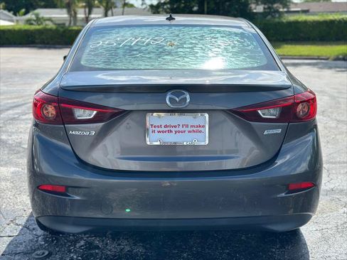 Used 2018 MAZDA MAZDA3 Touring FWD image 7